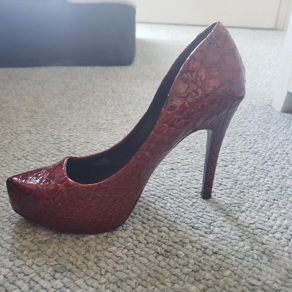Jessica Simpson heels - Picture 6 of 7